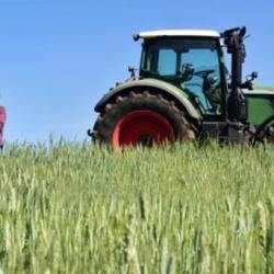 Tractor Unicaja
